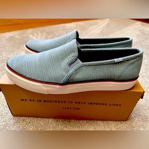 Women’s Keds Double Decker slip-on Sneakers; size 10; new